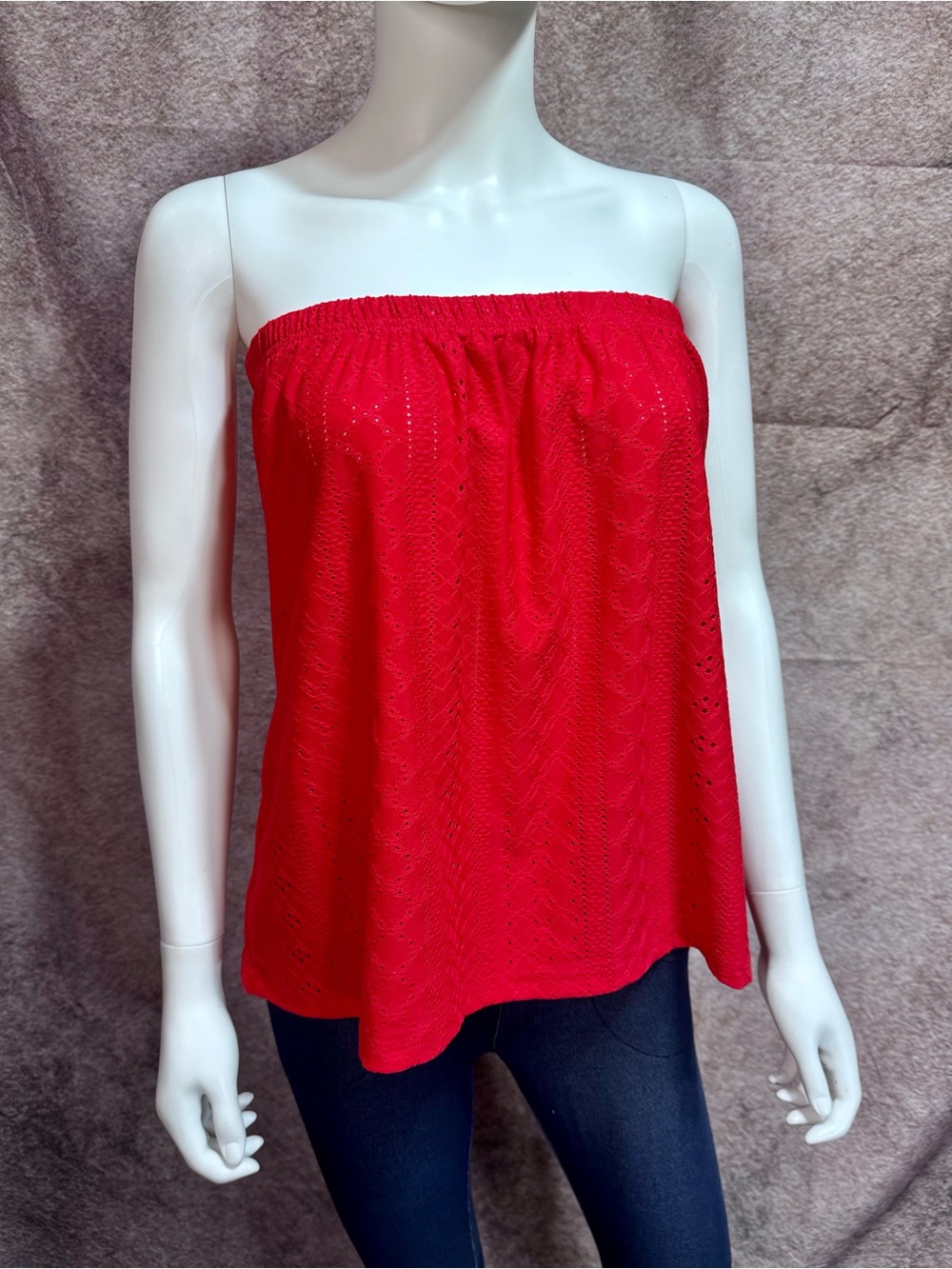NWOT X-Large Strapless Red Eyelet Tube Top